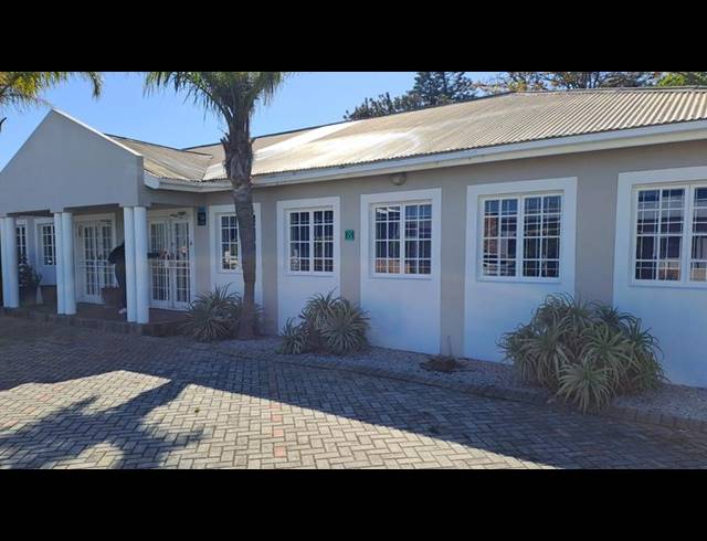 BUSINESS PROPERTY TO RENT IN NEWTON PARK